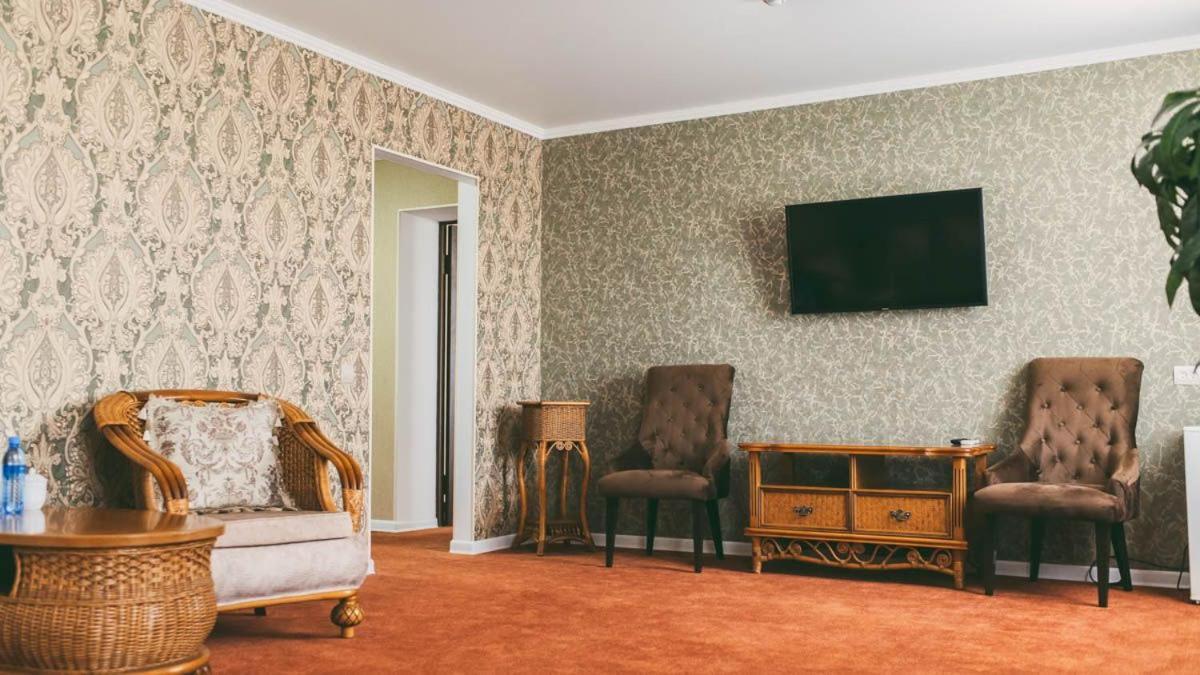 Dostyq Kokshetau Hotel Kültér fotó