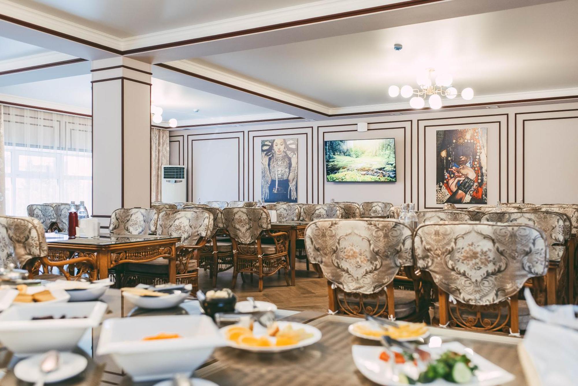 Dostyq Kokshetau Hotel Kültér fotó